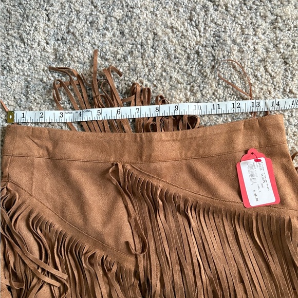 Stylish Tan Fringed Mini Skirt - Picture 4 of 5